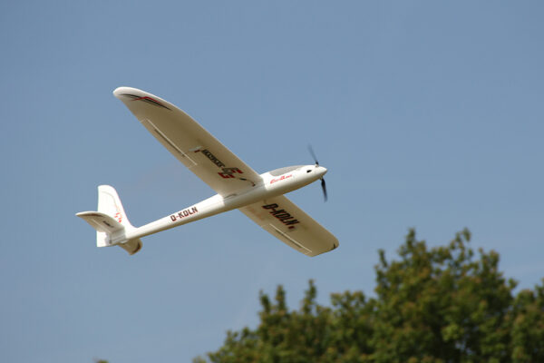 MotoPlaneur RTF EasyGlider 4 (Mode 2+4) – Image 6